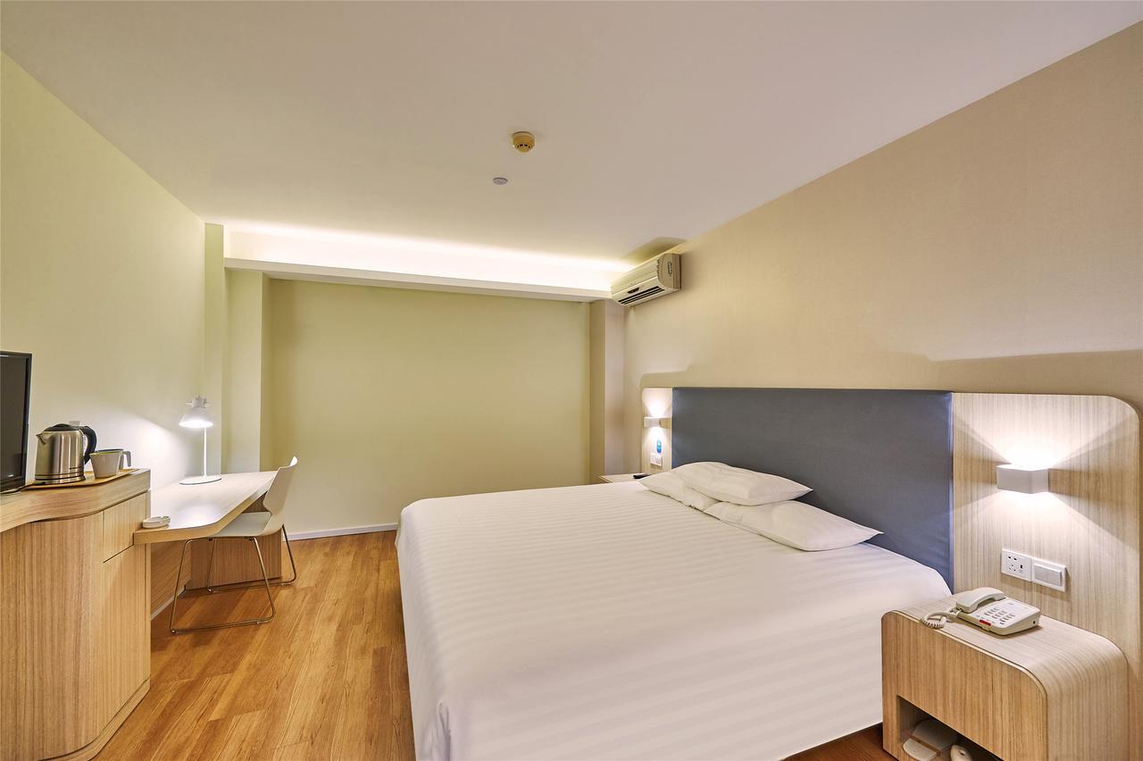 Hanting Express Kaiyuan Jiefang Road Diaobingshan Exterior foto