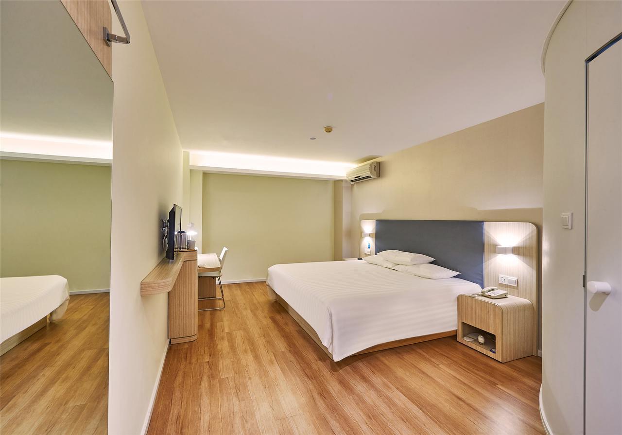 Hanting Express Kaiyuan Jiefang Road Diaobingshan Exterior foto